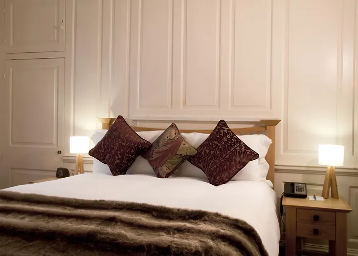 Best Lavish Accommodations in Oxford's Heart