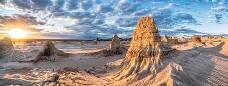 The Walls of China in the World Heritage Mungo National Park.